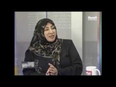 الدكتورة سلام سميسم تتحدث في برنامج "العمود الثامن" عن مقالها المنشور على موقع الشبكة حول انخفاض اسعار النفط