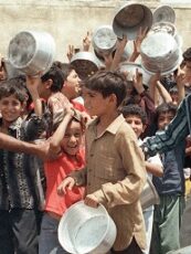 حوار مع الدكتور (مظهر محمد صالح)* حول الحصار الاقتصادي على العراق (1990 ــ 2003)**